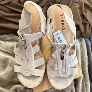 Torrid Women's Beige Sandals with Zipper- size 7